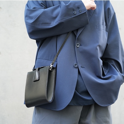 SADDLE PULL UP / RODDY