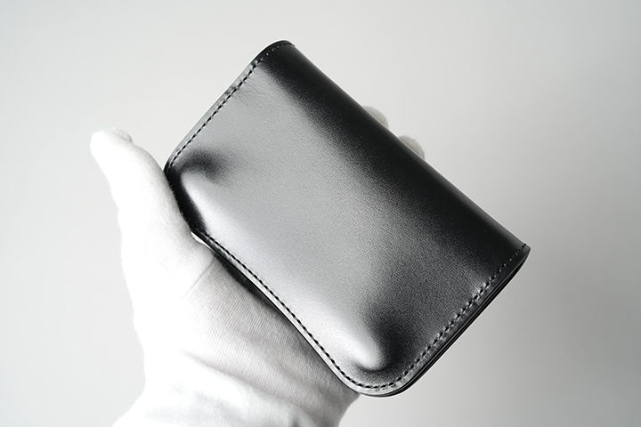 ワイルドスワンズ ブリスターS - 折り財布